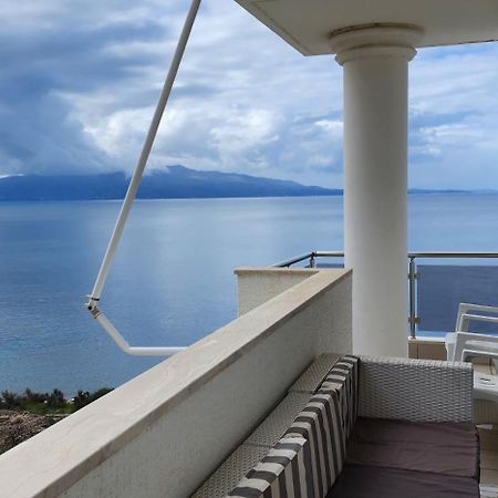 White Residence Luxury Apartments Sarande Exterior photo