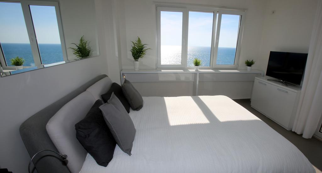White Residence Luxury Apartments Sarande Room photo