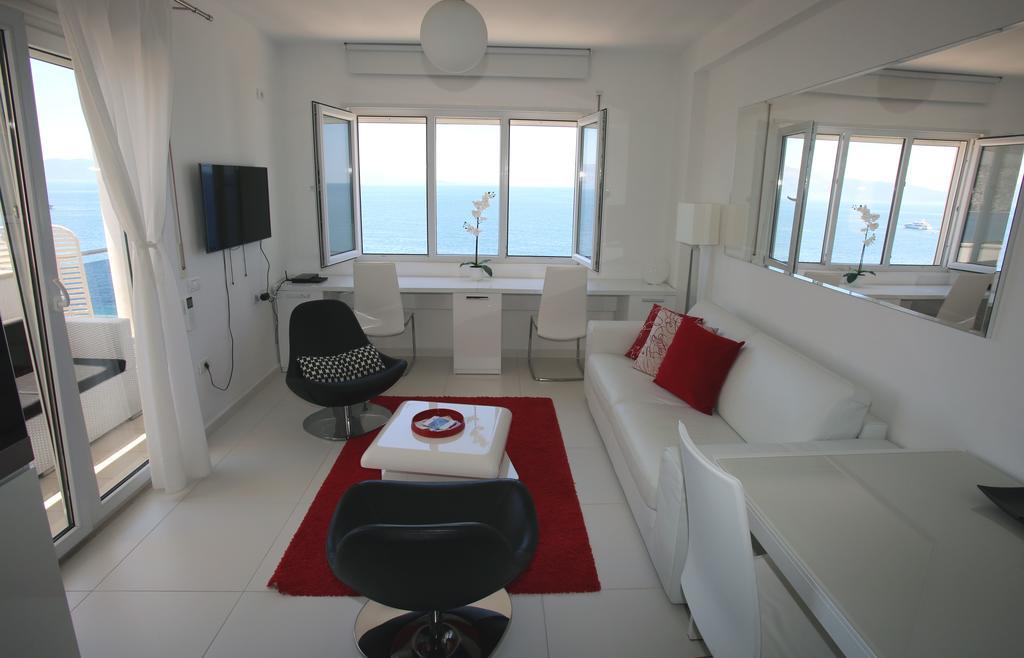 White Residence Luxury Apartments Sarande Exterior photo