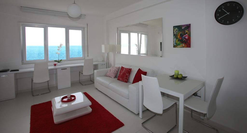 White Residence Luxury Apartments Sarande Exterior photo